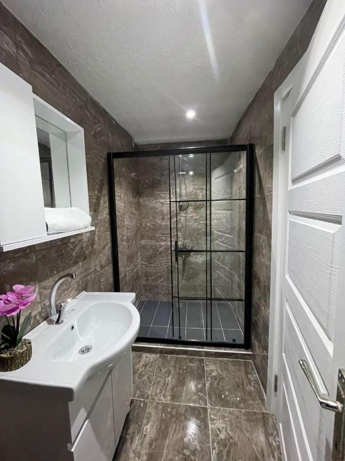 Smf Suites 1+1 4 Istanbul Ngoại thất bức ảnh